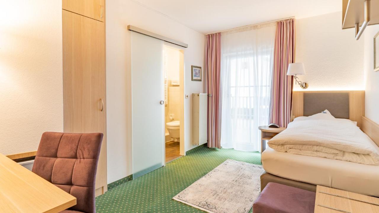 Hotel Steffl Garni Inkl Chiemgau Karte Руполдинг Екстериор снимка