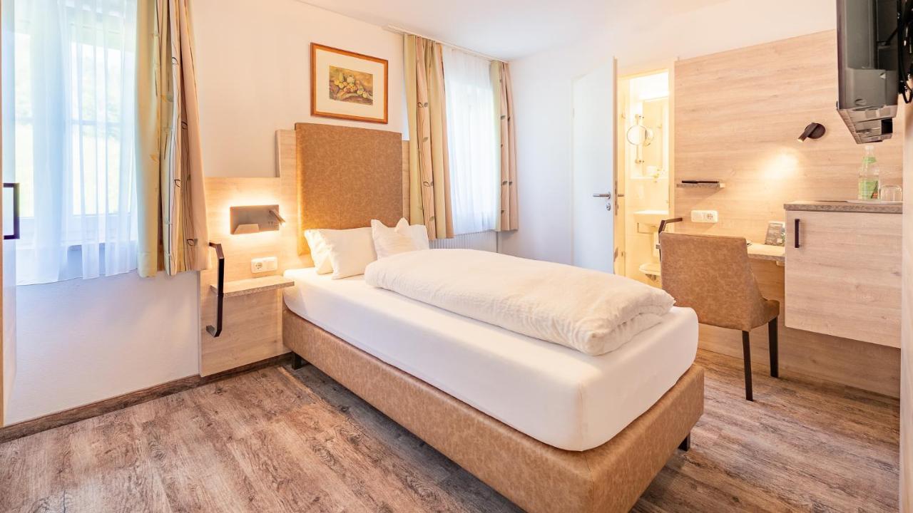 Hotel Steffl Garni Inkl Chiemgau Karte Руполдинг Екстериор снимка