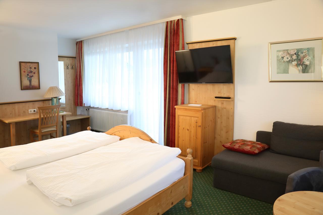 Hotel Steffl Garni Inkl Chiemgau Karte Руполдинг Екстериор снимка