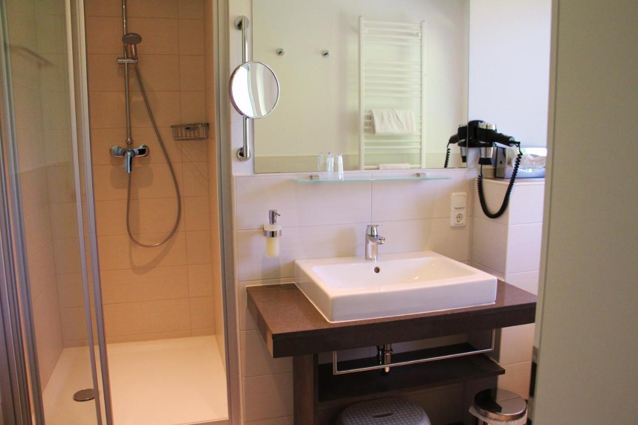 Hotel Steffl Garni Inkl Chiemgau Karte Руполдинг Стая снимка